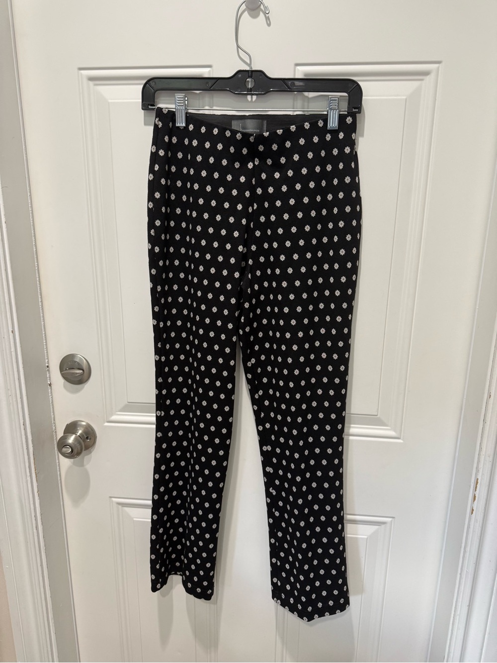 Anthropologie Black Wide-Leg Pants with White daisy Floral Print